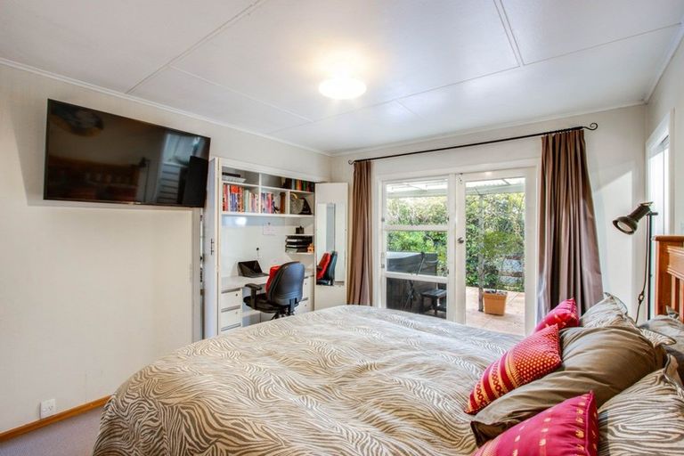 Photo of property in 4 Carl Avenue, Havelock North, 4130