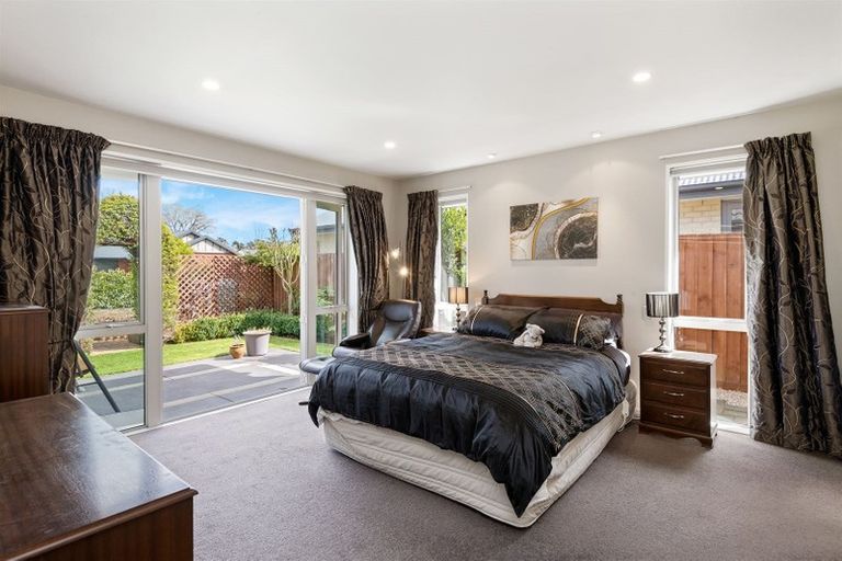 Photo of property in 2 Benjamin Mountfort Close, Hillmorton, Christchurch, 8024