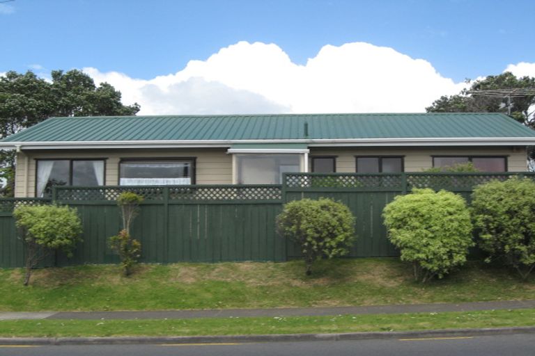 Photo of property in 789 Whangaparaoa Road, Manly, Whangaparaoa, 0930