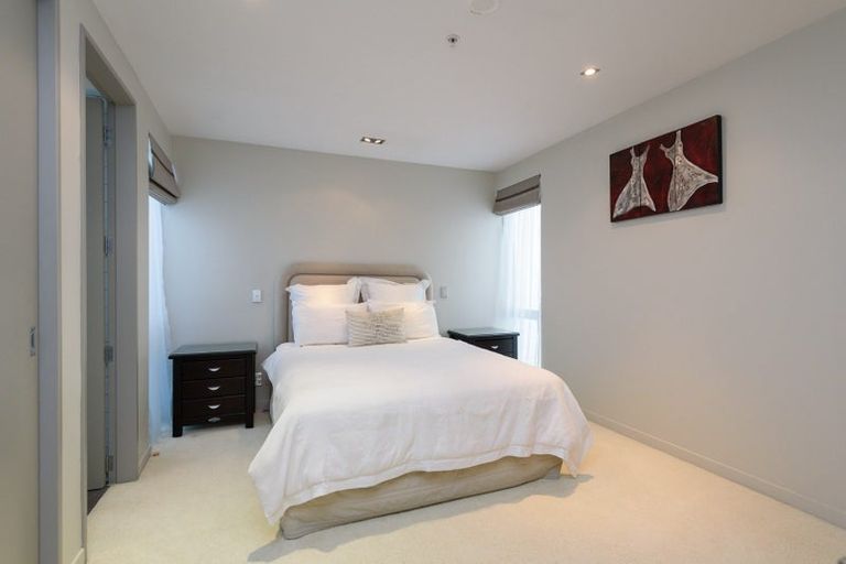 Photo of property in Blanc, 3e/136 Oriental Parade, Oriental Bay, Wellington, 6011