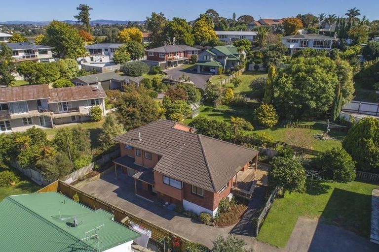 Photo of property in 18a Milton Road, Hospital Hill, Napier, 4110