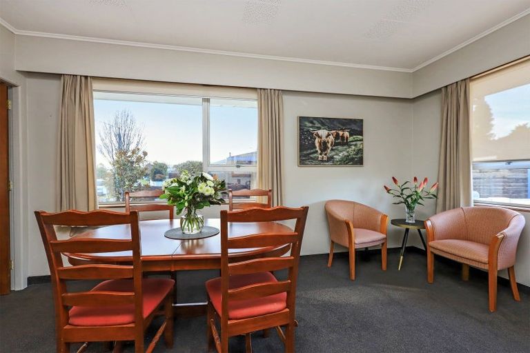 Photo of property in 17 Laurent Place, Greenmeadows, Napier, 4112