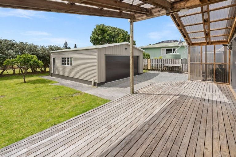 Photo of property in 17 Bream Bay Drive, Ruakaka, 0116