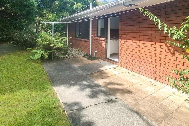 Photo of property in 1/78 Clydesdale Avenue, Somerville, Auckland, 2014
