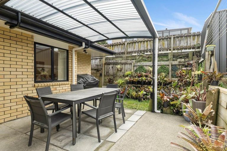 Photo of property in 18a Christmas Road, Manurewa, Auckland, 2102