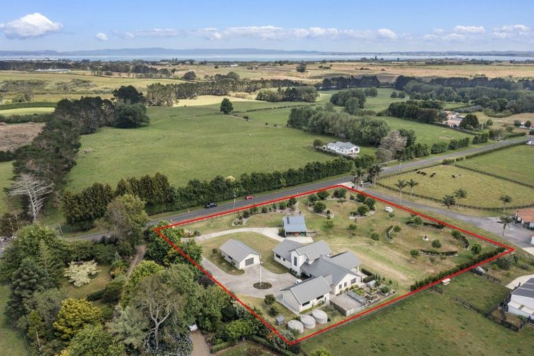 Photo of property in 96 Dyke Road, Karaka, Papakura, 2580