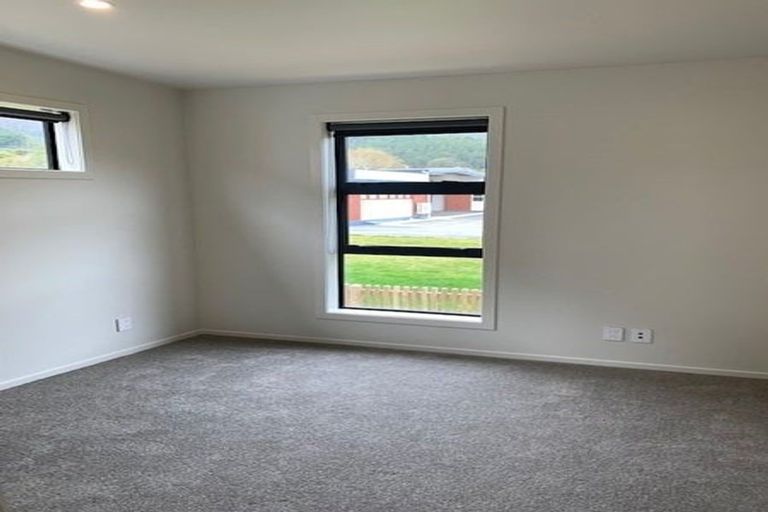 Photo of property in 9/370 Stokes Valley Road, Stokes Valley, Lower Hutt, 5019