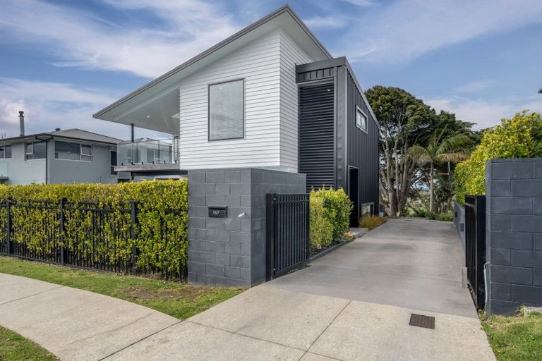 Photo of property in 167 Sandspit Road, Shelly Park, Auckland, 2014