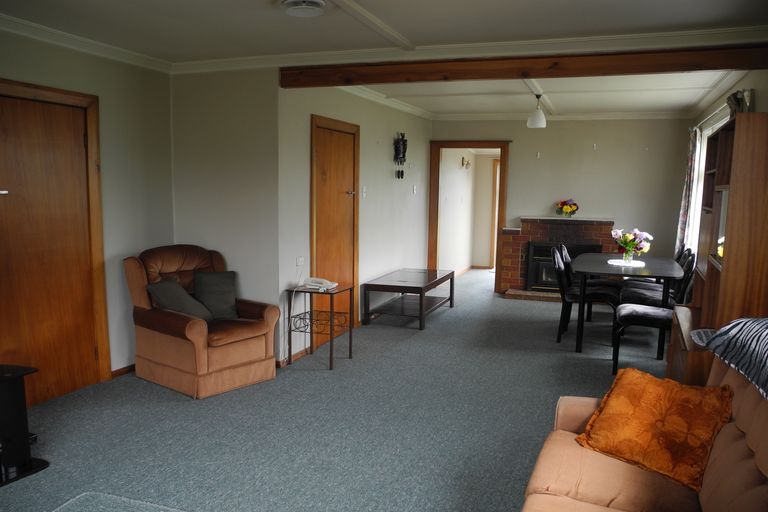 Photo of property in 56 Rhodes Street, Waimate, 7924