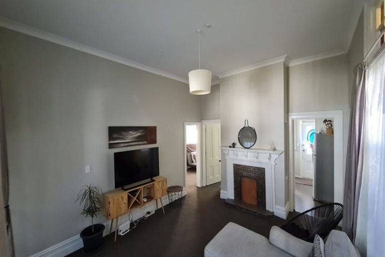 Photo of property in 17 Portland Crescent, Thorndon, Wellington, 6011