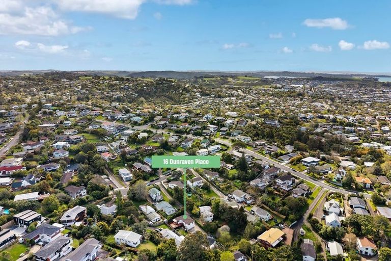 Photo of property in 16 Dunraven Place, Torbay, Auckland, 0630