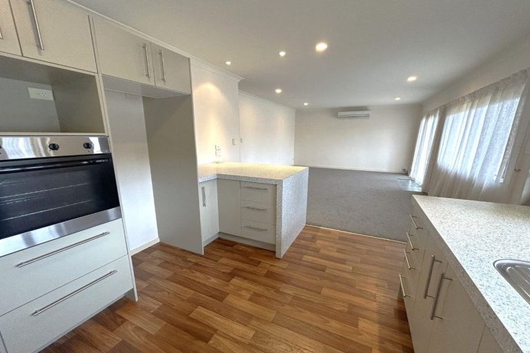 Photo of property in 142a Gloucester Street, Taradale, Napier, 4112