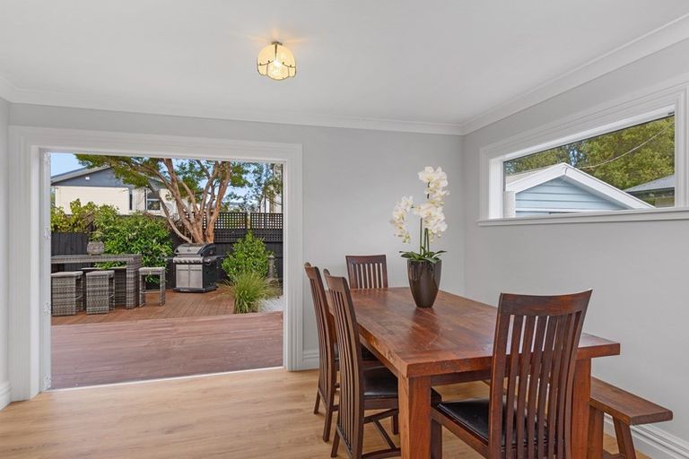 Photo of property in 28 Roxburgh Street, Sydenham, Christchurch, 8023