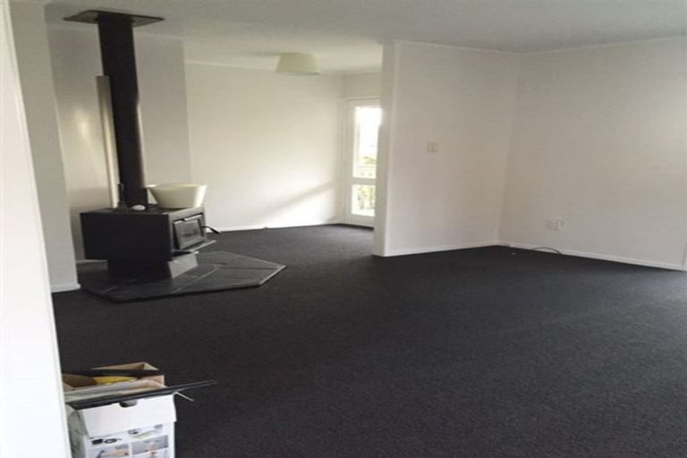 Photo of property in 227a Titirangi Road, Titirangi, Auckland, 0604