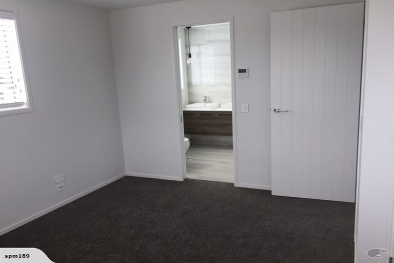 Photo of property in 7 Greenfinch Road, Hobsonville, Auckland, 0616