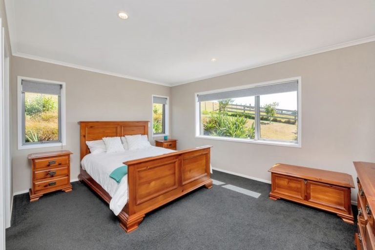 Photo of property in 140 Webber Road, South Head, Helensville, 0874