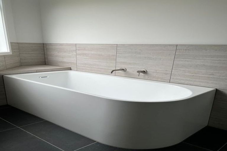 Photo of property in 1b Logan Avenue, Marewa, Napier, 4110