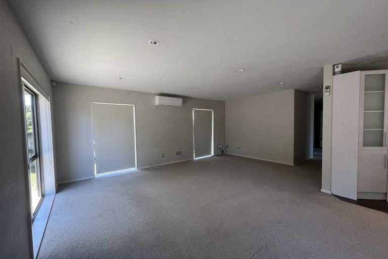 Photo of property in 45 Riverglade Parkway, Te Atatu South, Auckland, 0610