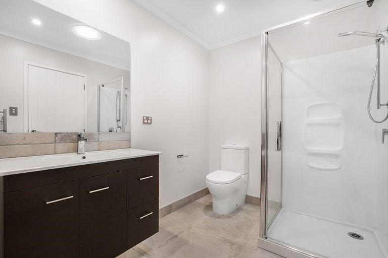 Photo of property in 6a Nohoanga Road, Karaka, Papakura, 2113