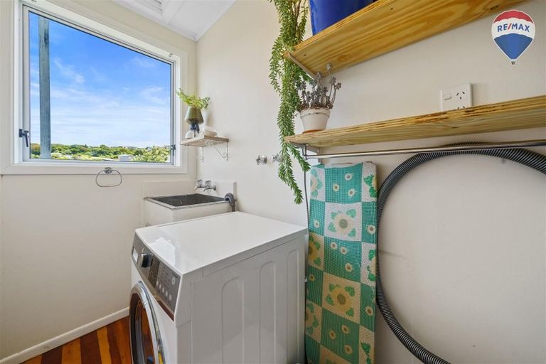 Photo of property in 10 Laurel Grove, Maungaraki, Lower Hutt, 5010