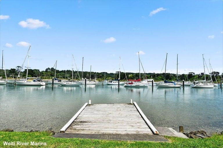 Photo of property in 196 Wade River Road, Wade Heads, Whangaparaoa, 0932