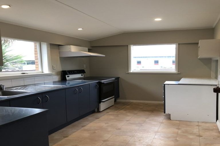 Photo of property in 2/74 Creyke Road, Ilam, Christchurch, 8041