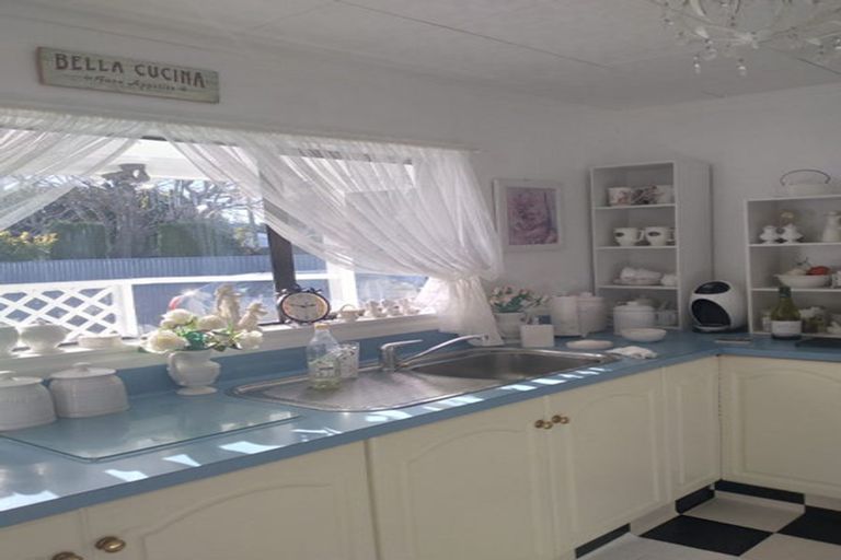 Photo of property in 10a Rira Street, Marton, 4710