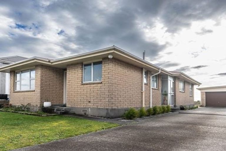 Photo of property in 14 Cowper Street, Greymouth, 7805