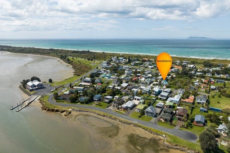 Photo of property in 19 Tatai Road, Bowentown, Katikati, 3177