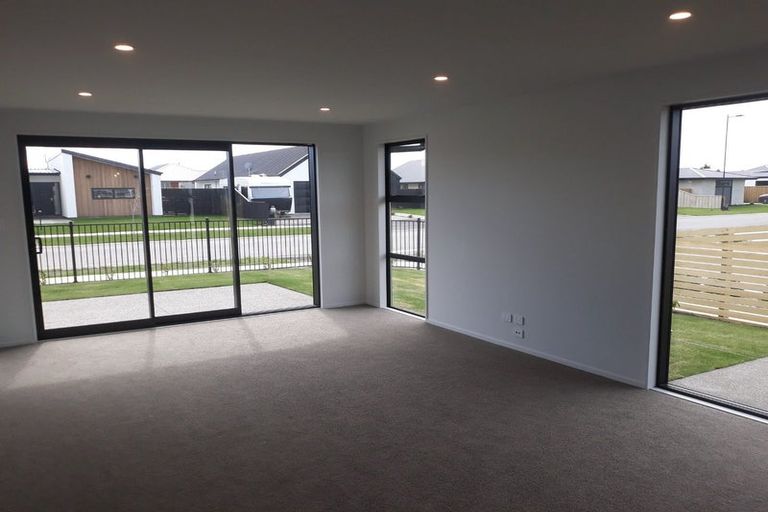 Photo of property in 11 Burrow Street, Rolleston, 7677