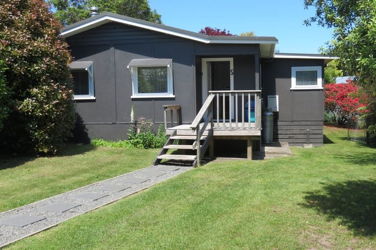 Photo of property in 5 Whakaipo Avenue, Taupo, 3330