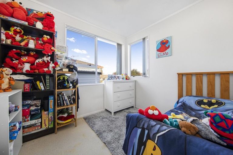 Photo of property in 1/14 Silver Creek Road, Weymouth, Auckland, 2103