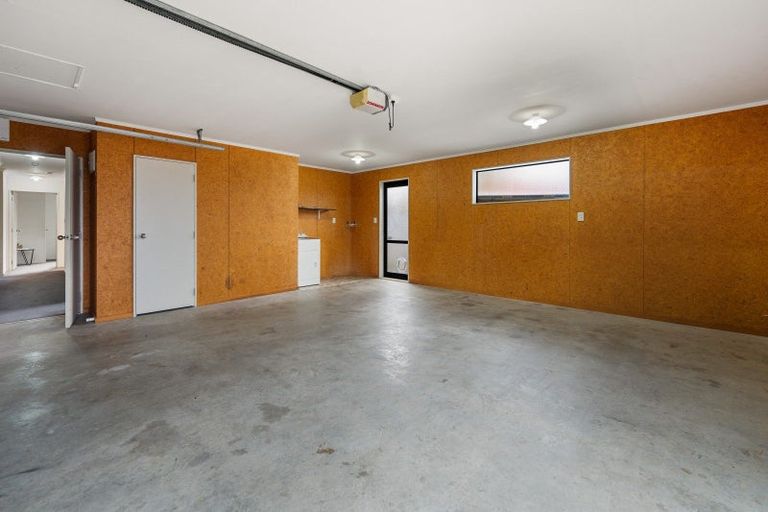 Photo of property in 21 Brooklyn Heights Drive, Kelvin Grove, Palmerston North, 4414