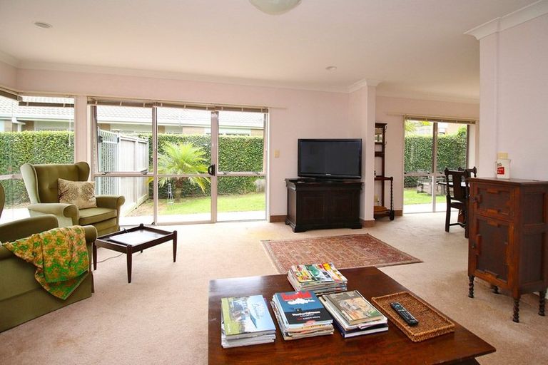 Photo of property in 71 Santa Monica Drive, Papamoa Beach, Papamoa, 3118