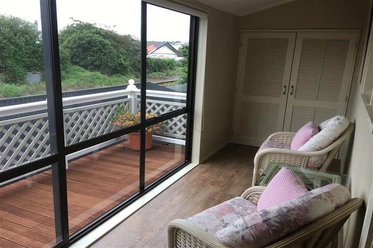 Photo of property in 603 Marine Parade, Napier South, Napier, 4110