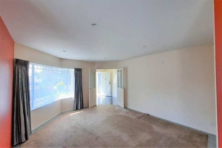 Photo of property in 7 Napa Court, Shamrock Park, Auckland, 2016