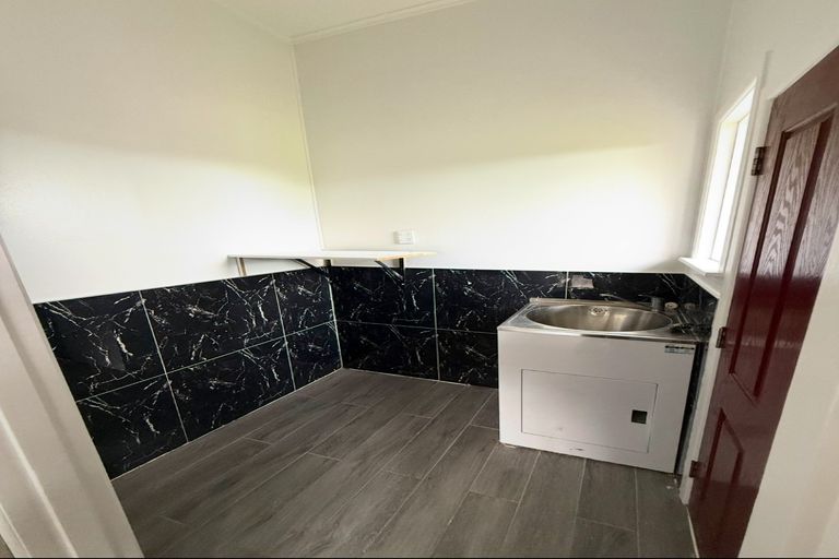 Photo of property in 69 Ferguson Street, Manurewa East, Auckland, 2102