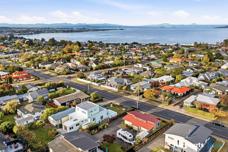 Photo of property in 10a Mere Road, Taupo, 3330