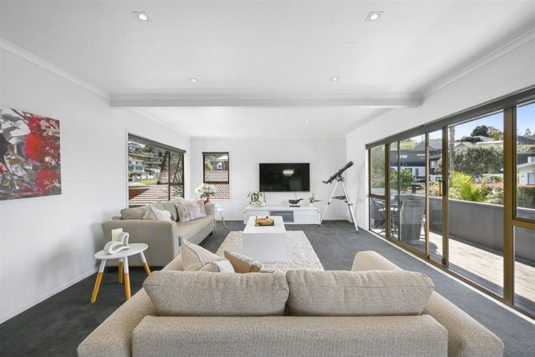 Photo of property in 37 Amante Crescent, Mairangi Bay, Auckland, 0630