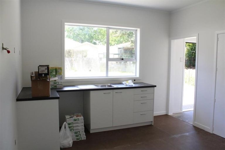 Photo of property in 16 Marire Avenue, Frankton, Hamilton, 3204