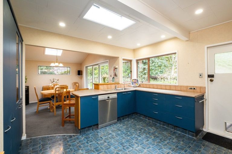 Photo of property in 8 Denholm Road, Hospital Hill, Napier, 4110