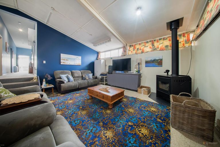 Photo of property in 70-70a High Street, Kensington, Timaru, 7910