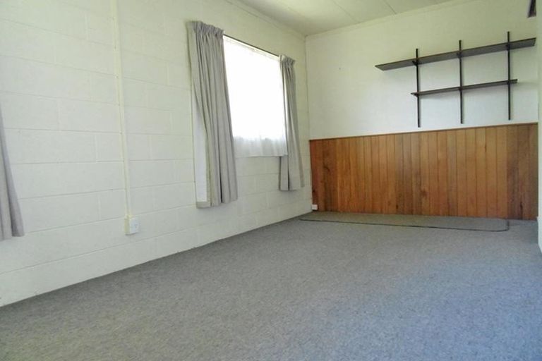 Photo of property in 2/708 Beach Road, Browns Bay, Auckland, 0630