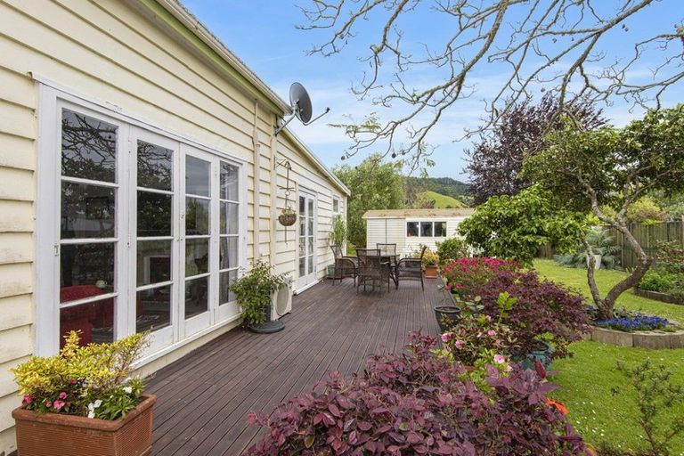 Photo of property in 16 George Street, Hikurangi, 0114