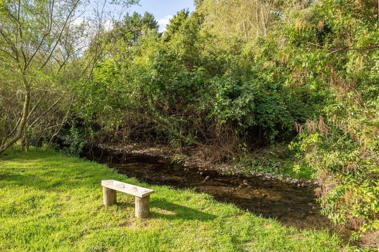 Photo of property in 83 Mangaone North Road, Hautere, Otaki, 5582