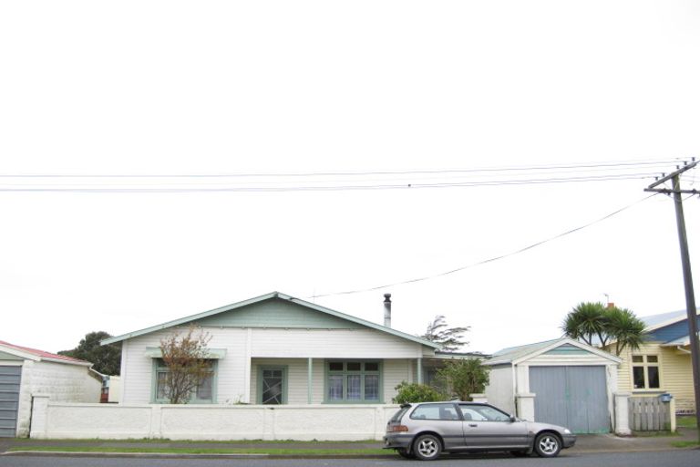 Photo of property in 5 Princes Street, Fitzroy, New Plymouth, 4312
