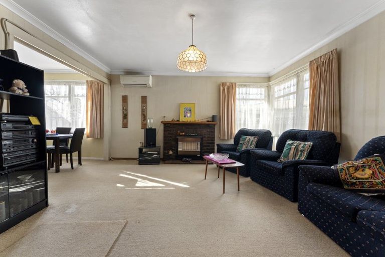 Photo of property in 8 Anglesey Place, Awapuni, Palmerston North, 4412