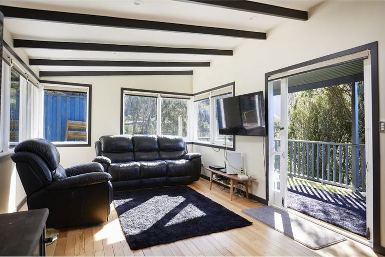 Photo of property in 16 Hakahaka Road, Port Underwood, Picton, 7281