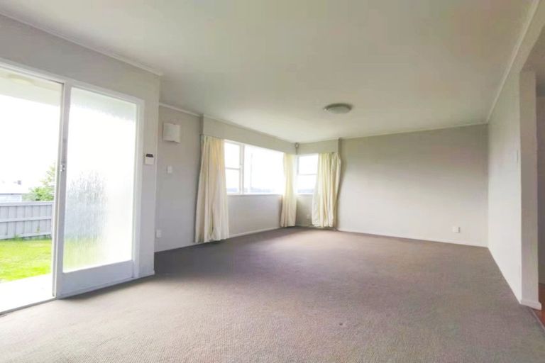 Photo of property in 25 Salisbury Road, Birkdale, Auckland, 0626