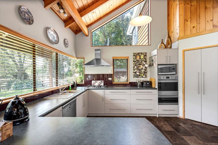 Photo of property in 150 Whangarata Road, Tuakau, 2694